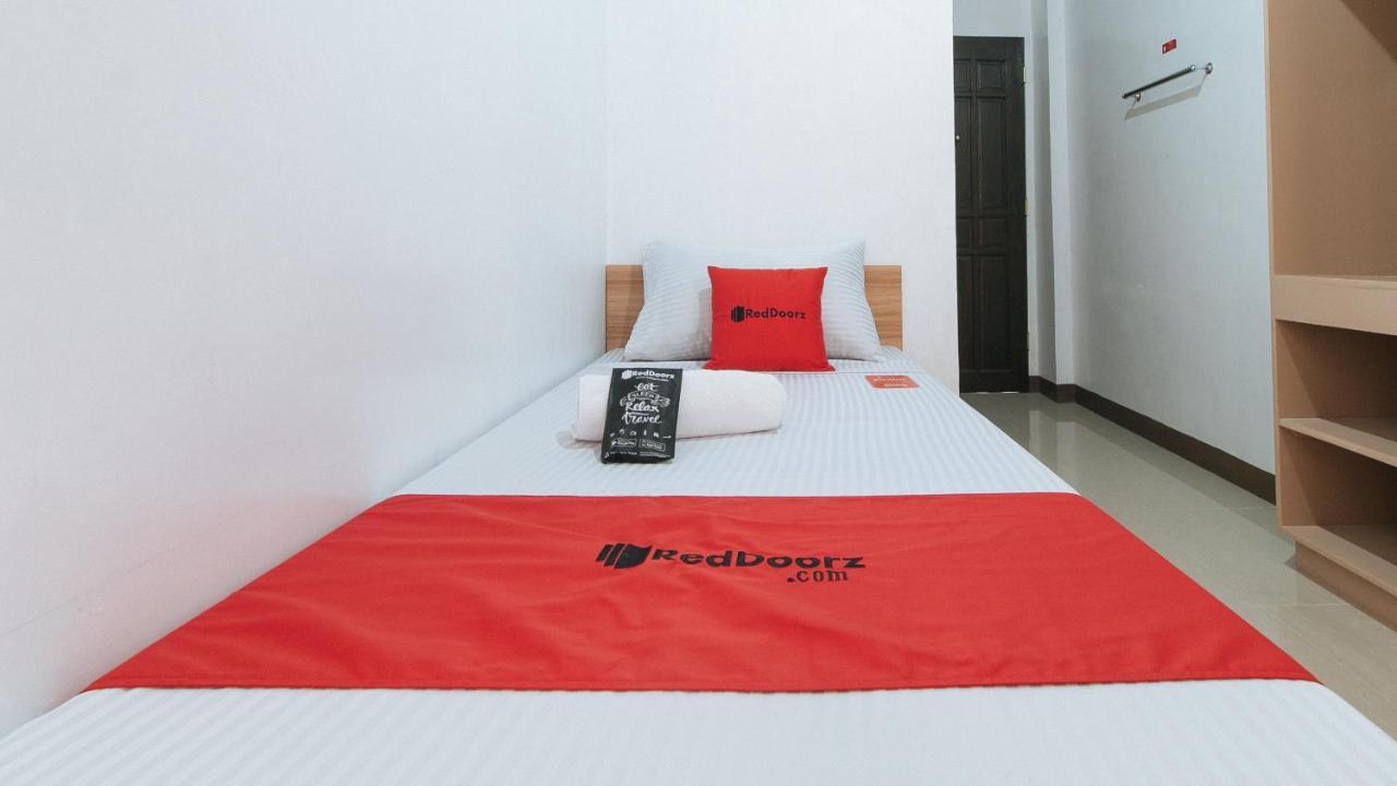 Reddoorz Near Iloilo International Airport Hotel Cabatuan Exterior foto