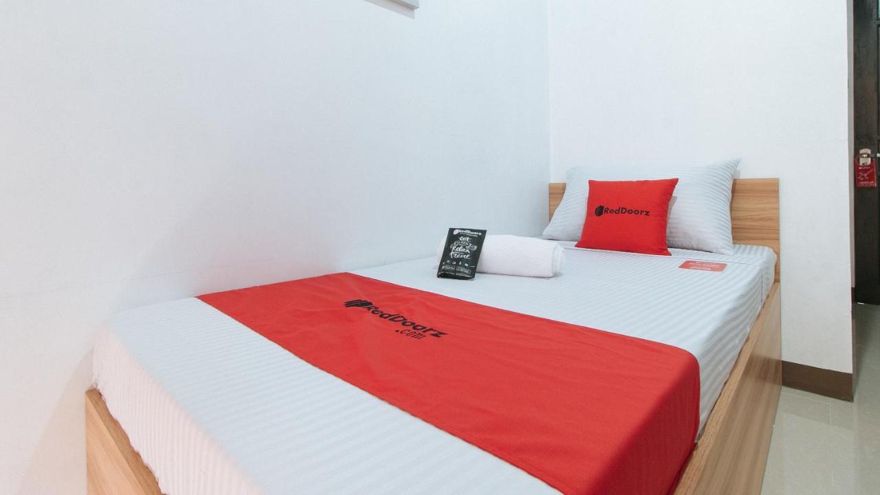Reddoorz Near Iloilo International Airport Hotel Cabatuan Exterior foto
